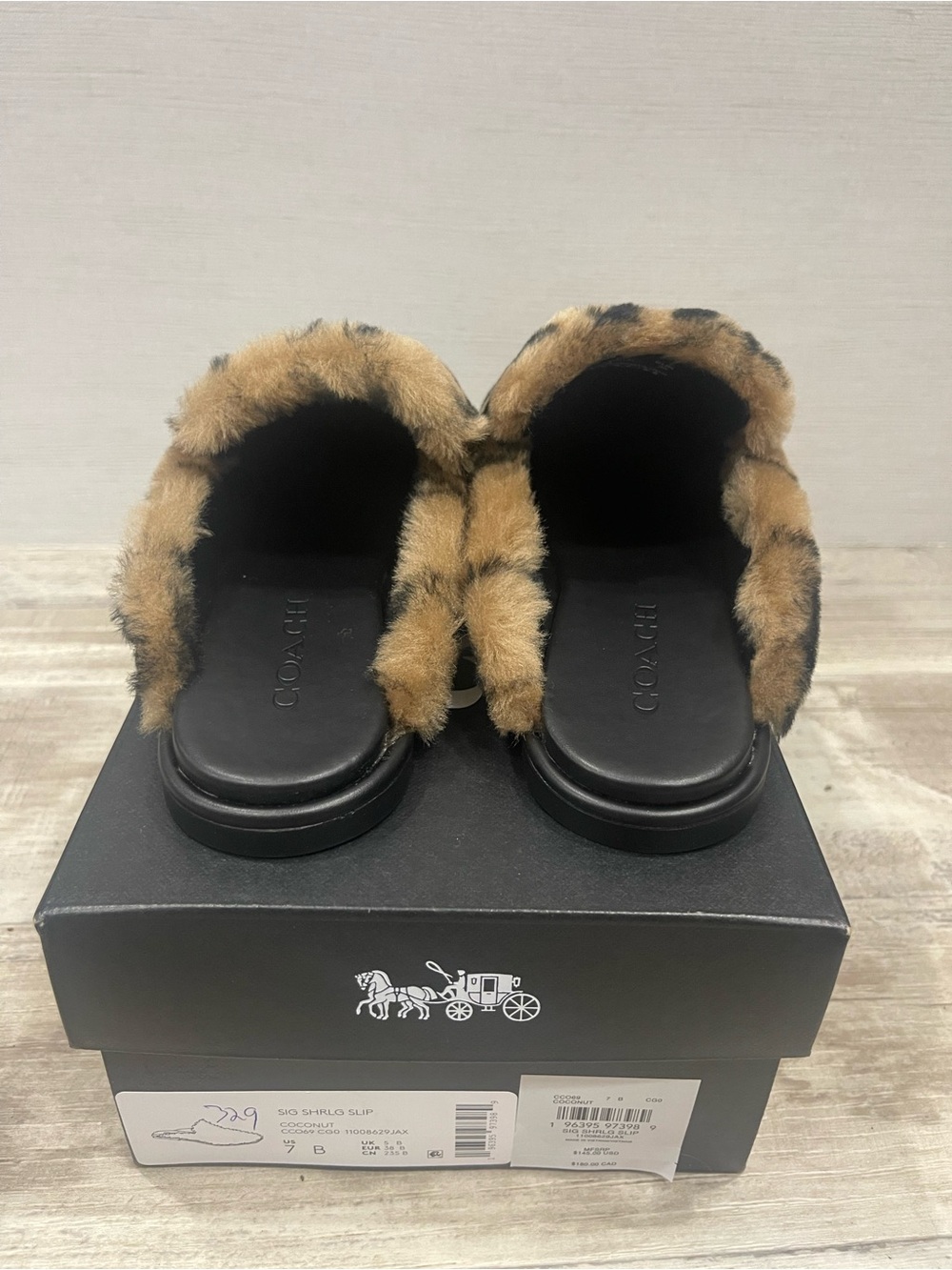 Coach Signature Shearling Slide Slippers Size 7 NIB - Picture 4 of 7